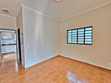 Alugar Casa / Padrão em Ribeirão Preto. apenas R$ 1.600,00