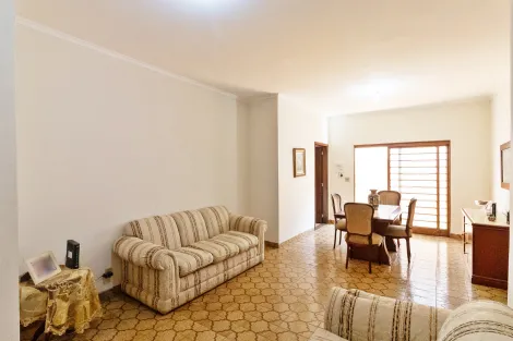 Alugar Casa / Padrão em Ribeirão Preto. apenas R$ 550.000,00